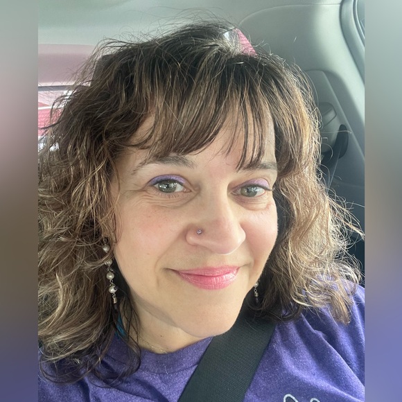 Meet your Posher, Michelle - Picture 2 of 2